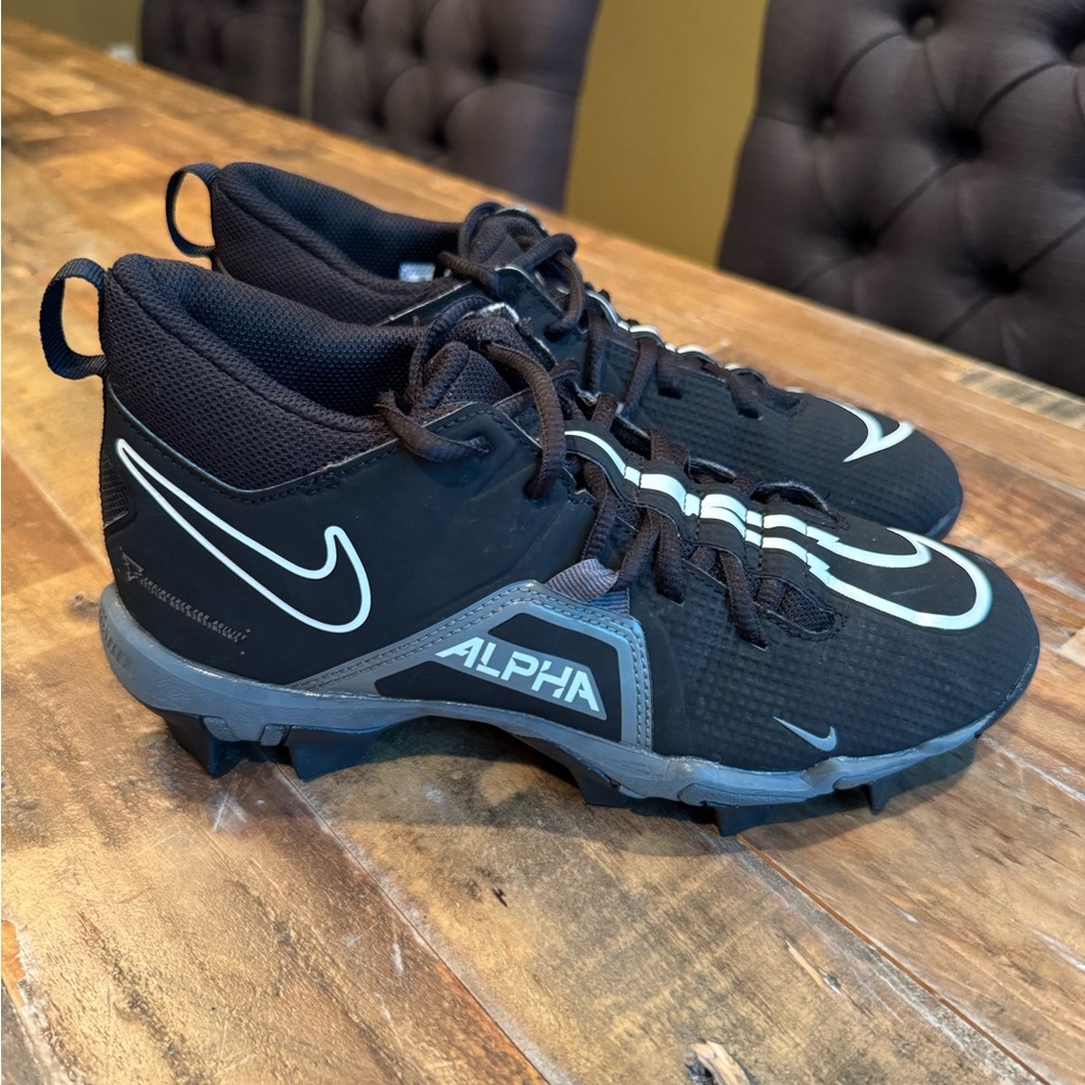 Nike Alpha Youth Black Football Cleats
